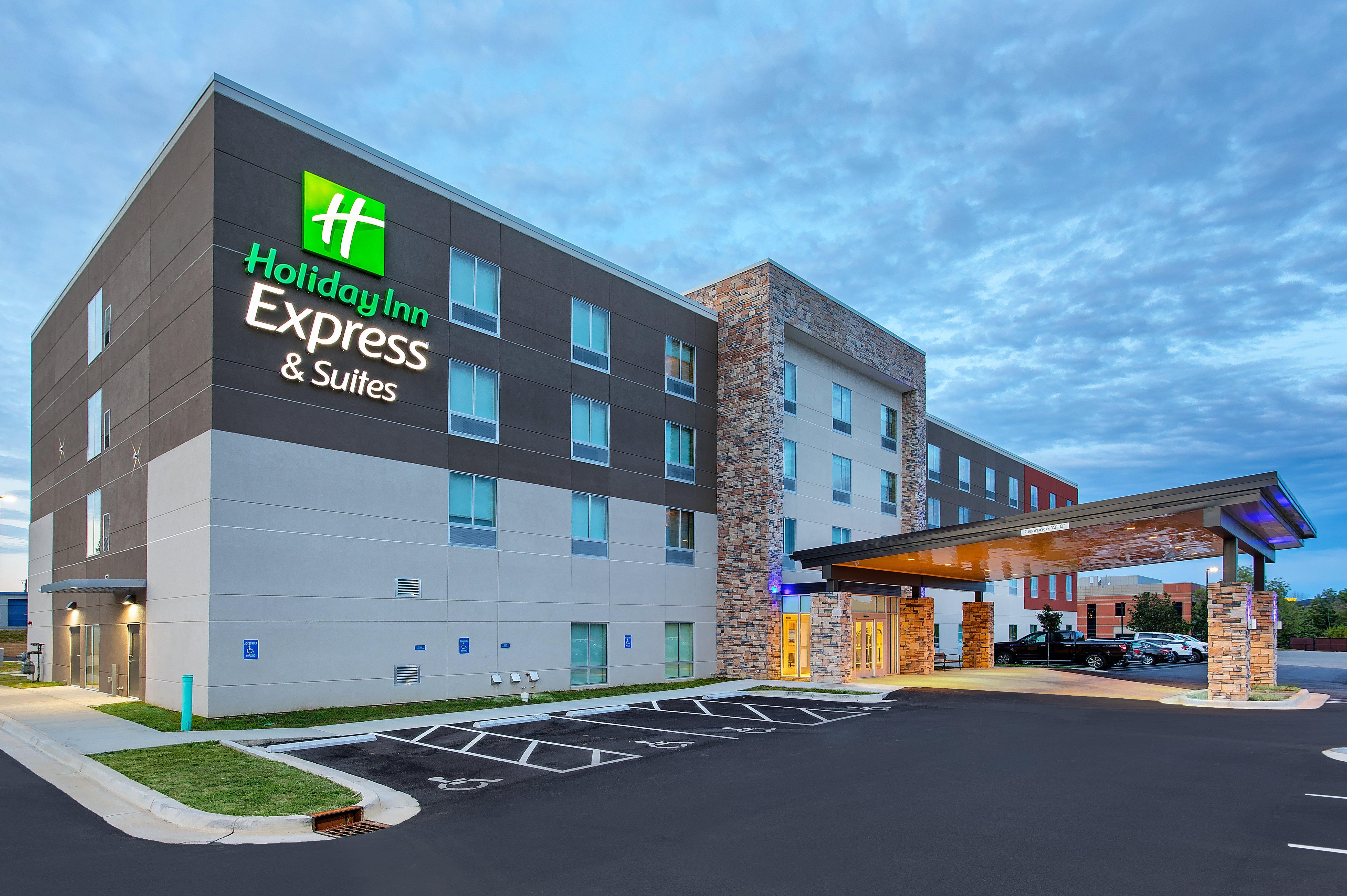 Holiday Inn Express & Suites - La Grange By Ihg Ngoại thất bức ảnh